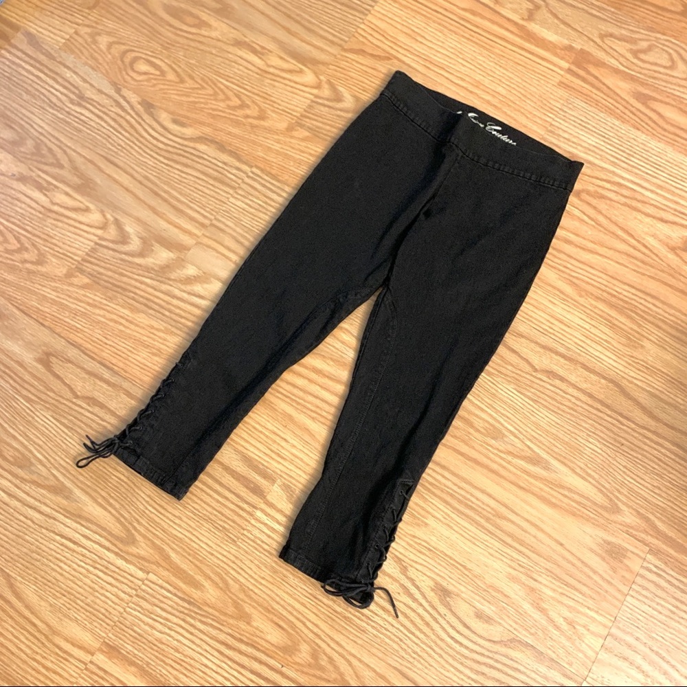 JUICY COUTURE Capris - Picture 9 of 16